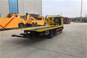 原平非事故拖车